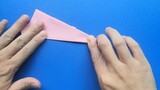 The simple folding method of origami airplane, the airplane that can fly and play, is stable and far