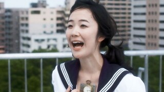 Gadis Bom telah tiba di Jepang dan akan meledak pada pukul 12, dengan kekuatan untuk mengalahkan bom