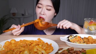 [Mukbang TV] - Tteokbokki sốt Mala vị rose cream + Khoai tây chiên & Lòng bò