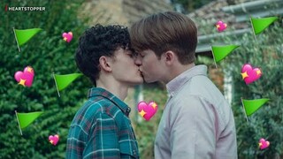 Rain of kisses from Nick and Charlie in Hearstopper