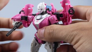 [Transformers thay đổi hình dạng bất cứ lúc nào] Tay đua Arcee và Ironhide! SS84 Ironhide SS85 Arcee