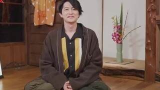 Hiro Shimono berkata dalam bahasa Mandarin: Breath of Thunder! Satu jenis! Petir berkedip!