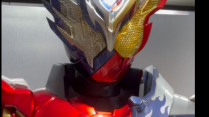 What are the prices of Kamen Rider toys in Akihabara recently?