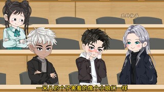 32男人跟别人炫耀说自己谈了个女神，殊不知他口中的女神就在他的身后