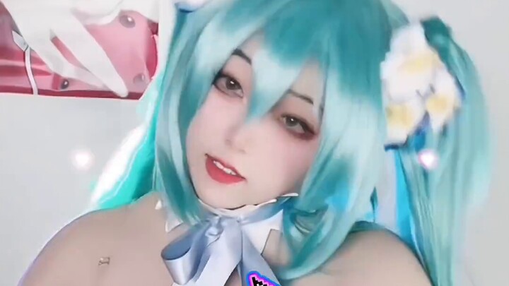 Loveit but Hatsune