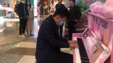 Piano playing - High cleanliness the Pope