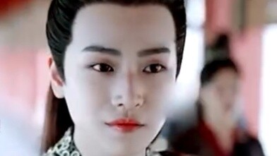 ผู้หญิงแต่งตัวเป็นผู้ชาย คลิกลิ้งนี้ โจวเย่อเปลี่ยนสไตล์ขุนนางโบราณ ซิ่งเอินทำให้ฉันตั้งคำถามถึงเพศข