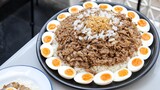 ข้าวกระเทียมจานยักษ์!! | Stir-Fried Garlic Pork Over Rice [Thai Street Food]
