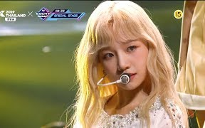 IZ*ONE - 'Sunflower' | KCON 2019 THAILAND × M COUNTDOWN