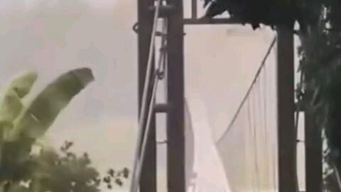 ada yg brani lewat?