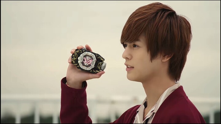 I was also dragged into the trap by King Toki back then and fell in love with Kamen Rider.