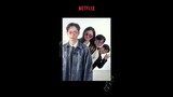 Kim Ji-won with her husband, friend, and brother #QueenOfTears #Photobooth #Netflix