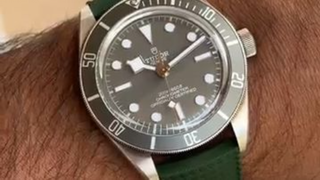 Tudor Black Bay 58 925 looking great on a green rubber strap #watch