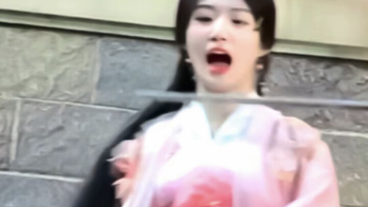 Độ sát thương của nhân vật này vẫn đang tăng lên! !