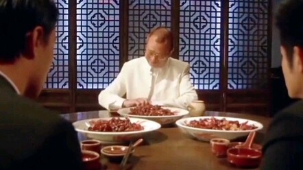 Have you ever seen eating chili with Erguotou?