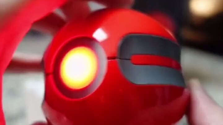 Poke Ball phiên bản của Pokémon Collector