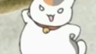 San San’s little movements really made me laugh to death, but they’re so cute!