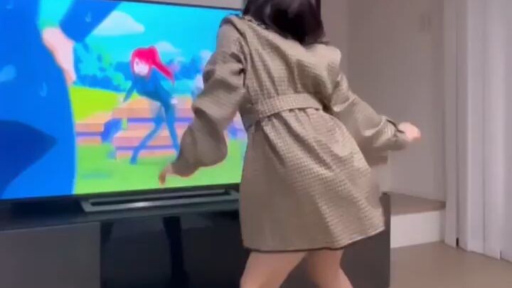 Istriku ini suka banget joget-joget Anime 😍😍😘🥰