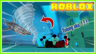 ADA HIU SEMBUNYI DI TORNADO GEDE BANGET, AKU JATOH, BANG CUPU MALAH KABUR!!! ROBLOX MIKOCIL