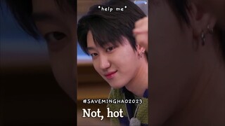 help... save minghao from this mess chaotic seventeen meeting 😂🤣 #GOING_SVT