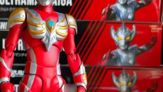 Màn hình Ultraman Max tự sửa đổi