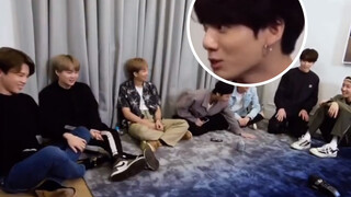 Setelah menggoda v, Jungkook: "Nanti kita bicara di luar, ya?"