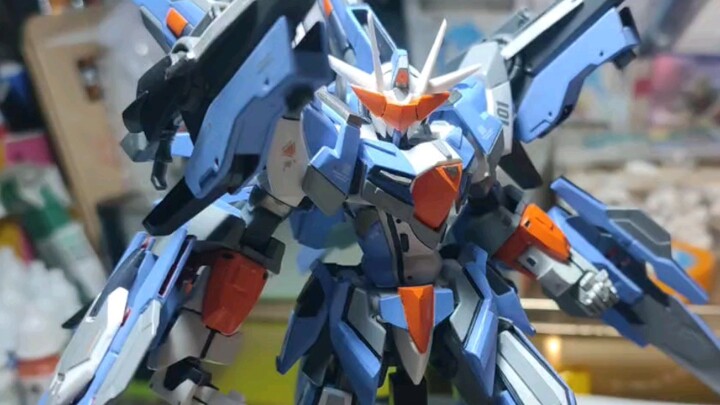The final chapter of the transformation of the high-level regeneration Gundam: the rebirth of the sp