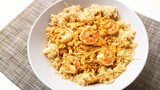 [Food]How to make stir-fried instant noodles with shrimps & meat floss