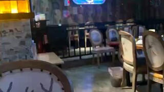 真正的日子，是喜忧参半的会为工作皱眉，也会为晚霞驻足，会焦虑明天，但仍热爱今天。