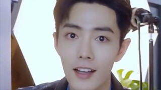 [Xiao Zhan] Mở cửa và chứng kiến sự biến đổi của Xiao Zhan từ cỡ L sang cỡ M. Anh ấy tiếp tục lớn lê