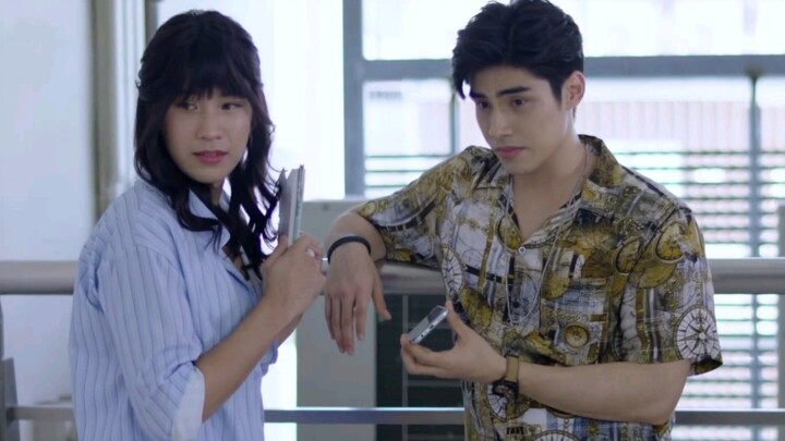 In the fourth episode of the Thai drama Jenny, the scene of running at both ends was staged