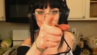 【Twitch.tv/niki】Niki membuat siaran langsung sushi kentang goreng