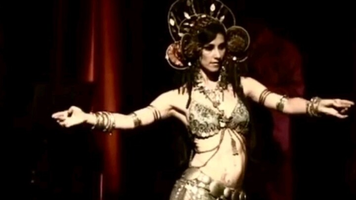 As graceful as a startled swan and as graceful as a swimming dragon | A top dancer of tribal fusion