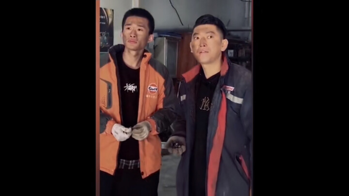 Video Lucu: Kurang Satu Sekrup 