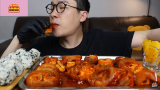 Mukbang cơm nắm và móng giò cay #anngon