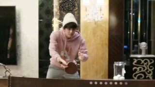 [Wu Lei] Ping ping pong Niềm vui và nỗi buồn của bạn cùng lớp Wu Lei thảo luận về cách những người n