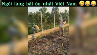 Ngôi làng bất ổn