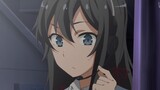 On the public screen, Mai shows affection, and you have to watch Yukino Hachiman