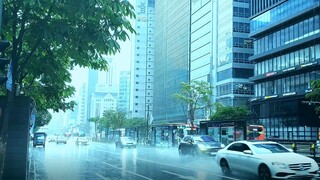 Heavy Rain in Gangnam, Seoul. South Korea. Sinnonhyeon Station,  Gangnam Station.