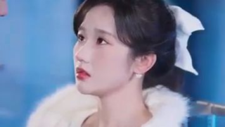 เด็กสาวผู้เรียบร้อยและอ่อนโยนแอบหลงรักหนุ่มหล่อจากตระกูลมหาเศรษฐีผู้หยิ่งทะนง