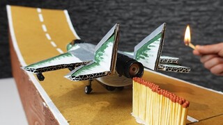 วิธีสร้างเครื่องบินไอพ่นที่ขับเคลื่อนด้วยจรวด?