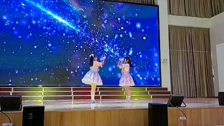 The New Year's Day party fulfilled my wish to be a little idol once!