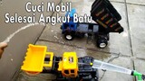 Membersihkan Mobil Selesai Angkut Batu-Anak Hebat