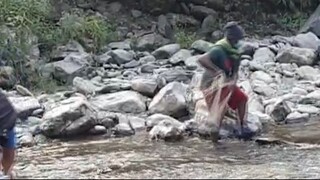 cast net fishing in Nepal | asala fishing | himalayan trout fishing | cast netting |