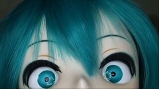 five nights at Miku's