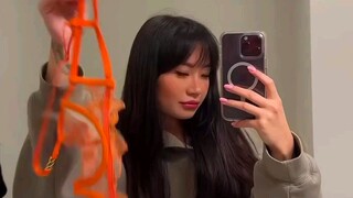 only fast hand can see the picture