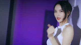 [Meng Keyu] Đôi bốt của chị Yu đẹp quá! Bạn muốn có một sàn nhảy retro? Thời gian để yêu
