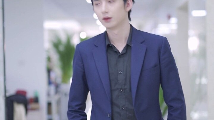 เราควรช่วยเหลือกันในที่ทำงาน ฉันพยายามเต็มที่แล้ว ตอนนี้ถึงคราวของคุณแล้ว