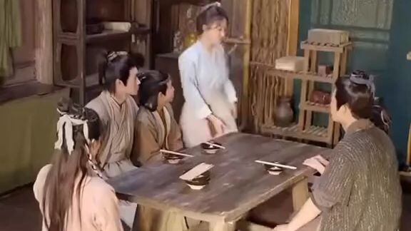#แนะนําซีรีย ตอนที่-4 หญิงสาวนักธุรกิจจากโลก ปัจจุบันทะคุมิติเข้ามาอยู่ในร้างของแม่บ้านจอมโหดในยุค