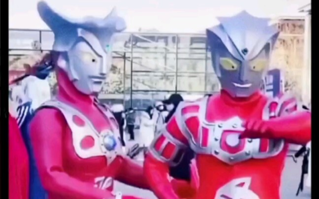 The person who was rowed away had no Ultraman to protect him.